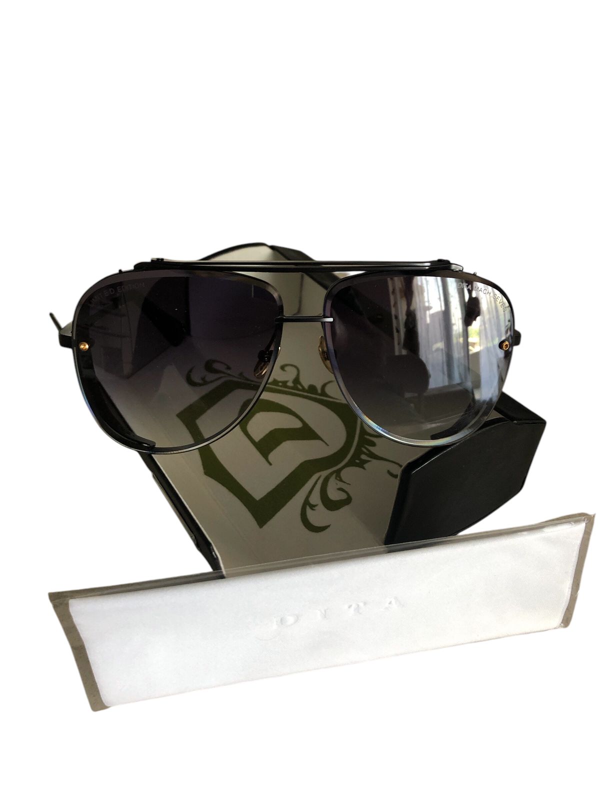 NUEVO - Gafas dita - SOLO QUEDA 1 UNIDAD