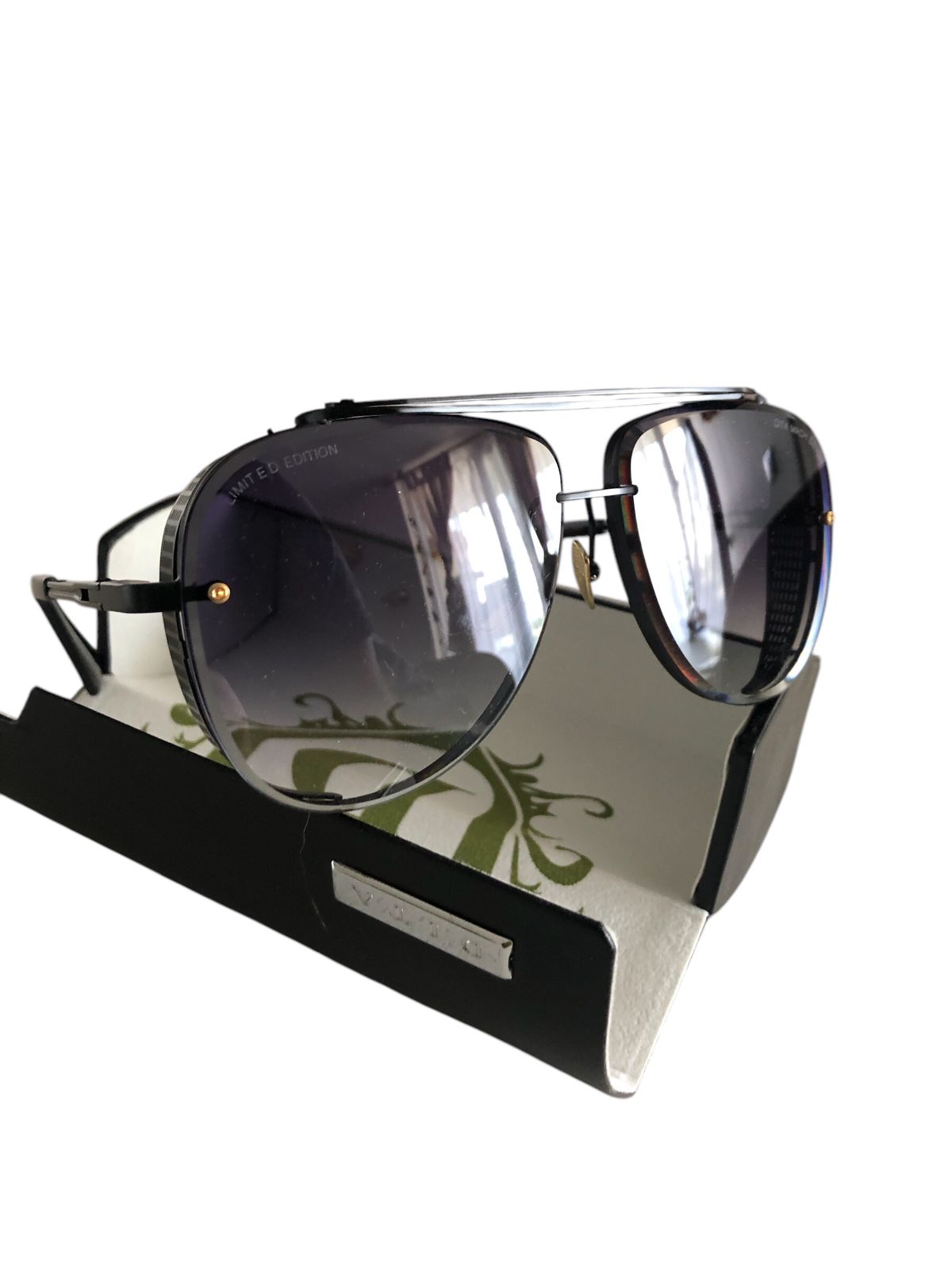 NUEVO - Gafas dita - SOLO QUEDA 1 UNIDAD