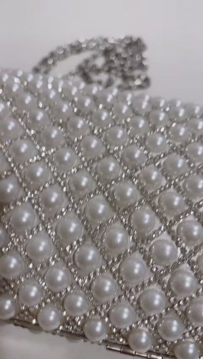 NUEVO - Cartera International Concepts Perlada - SOLO QUEDA 1 UNIDAD